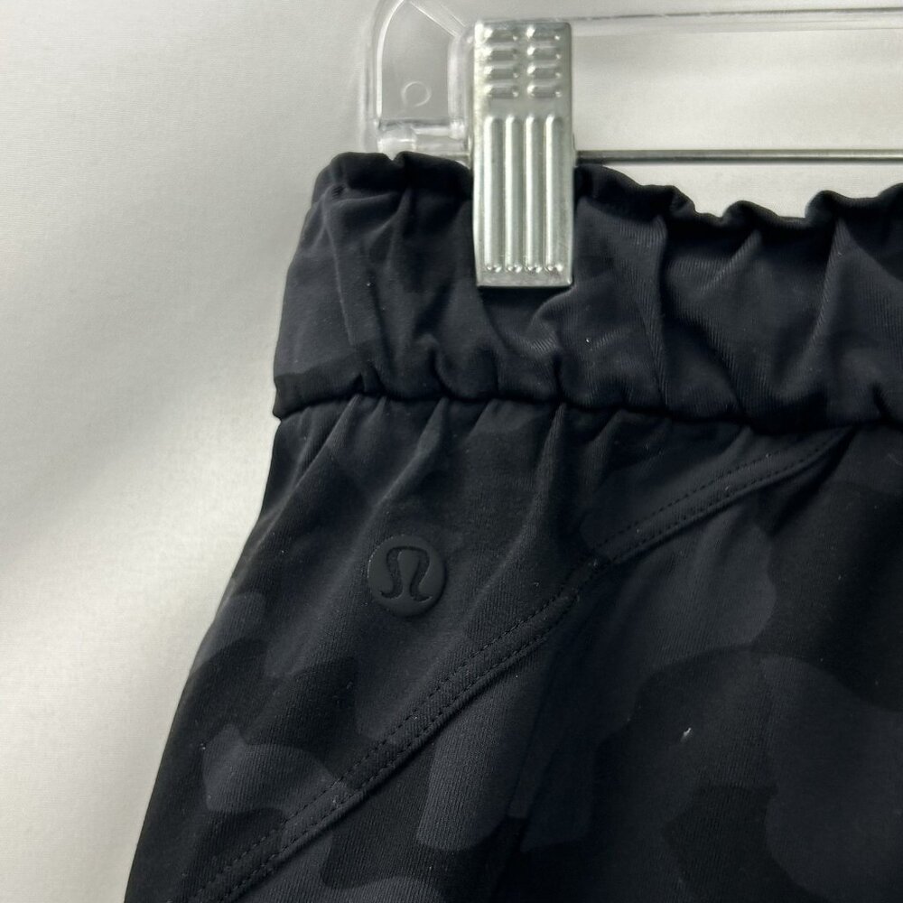 Lululemon Women’s On the Fly Jogger 28" Luxtreme Heritage 365 | Size 8 | Camo - Picture 13 of 16